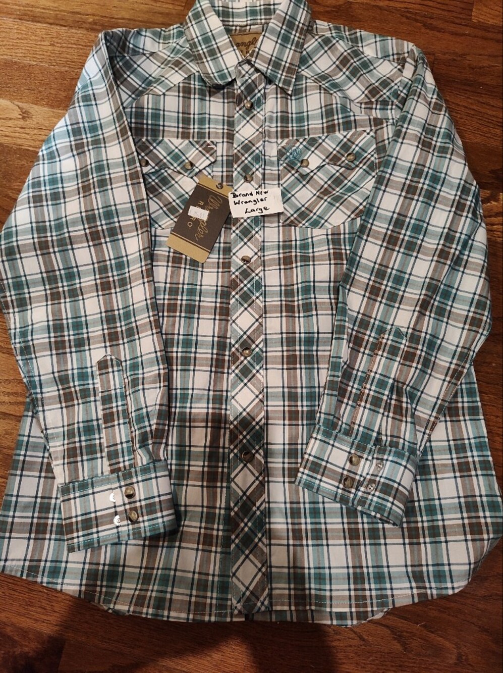 Wrangler Teal, White, and Brown Plaid Button-Down Shirt